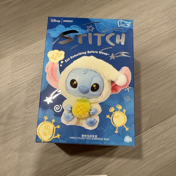 Miniso Stitch Plush Keychain - coconut - Picture 3 of 5